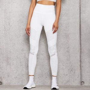 NWT Alo 7/8 High-Waist Moto Legging White XXS